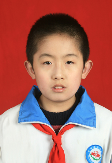 9.李逸宸.JPG